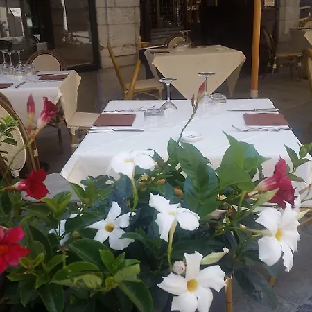 Otel The Originals Boutique, Palazzo Lovera
