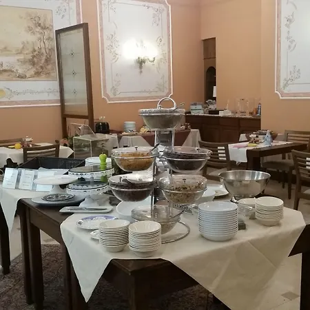 The Originals Boutique, Palazzo Lovera Otel 4*