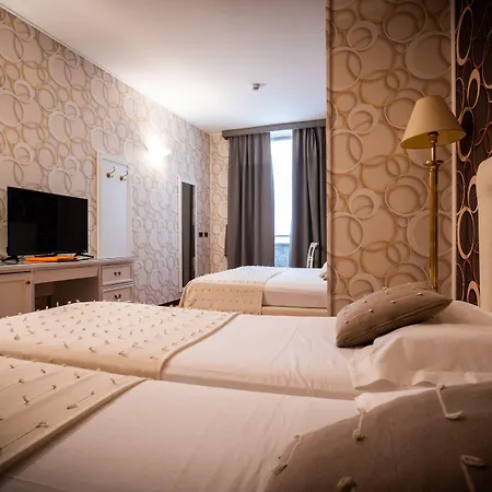 Otel The Originals Boutique, Palazzo Lovera Cuneo