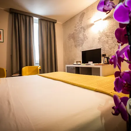 Otel The Originals Boutique, Palazzo Lovera 4*