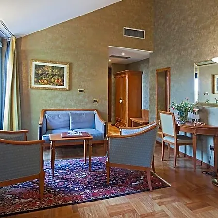 The Originals Boutique, Palazzo Lovera 4*